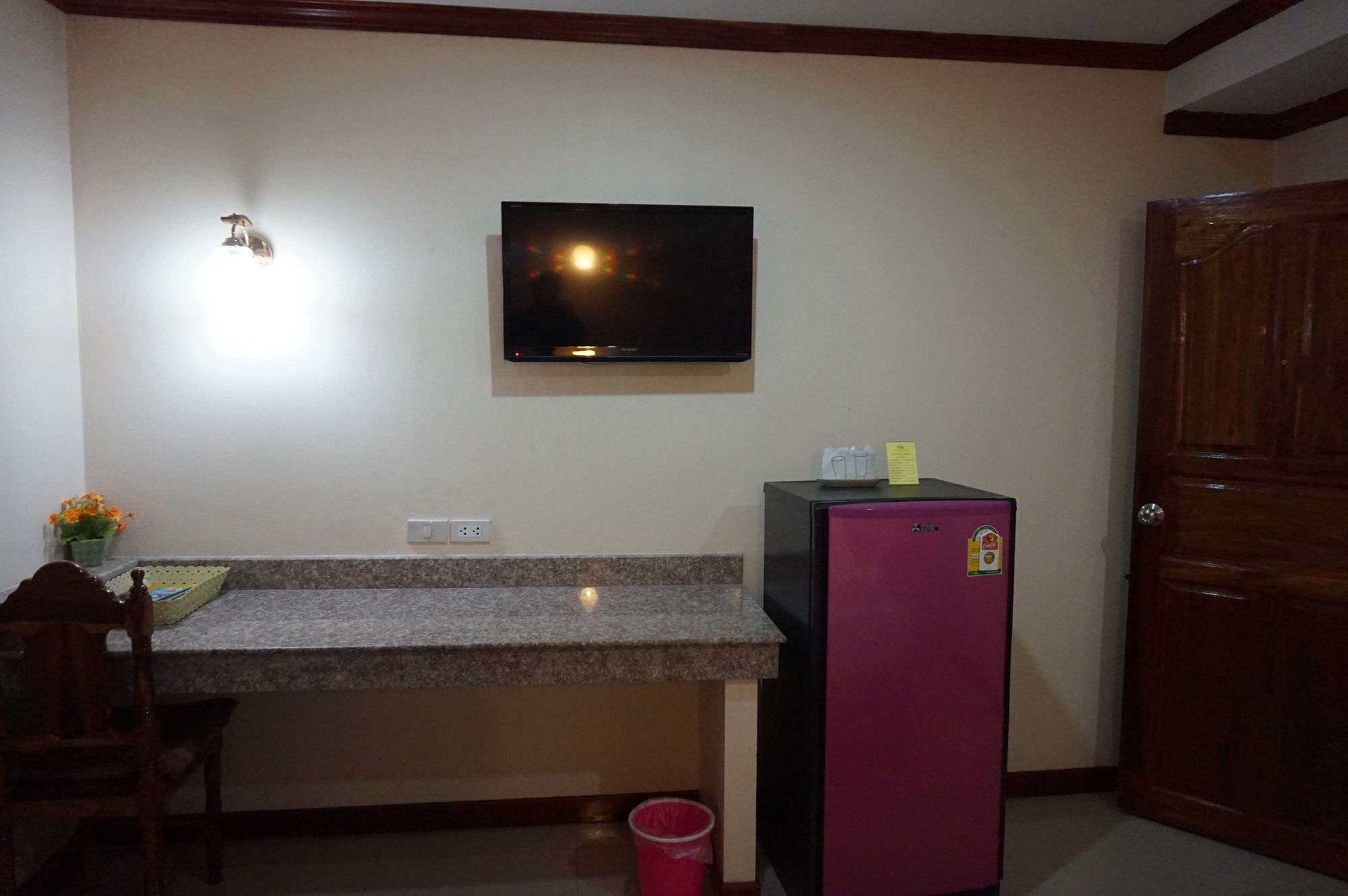Np Residence 나콘파놈 외부 사진