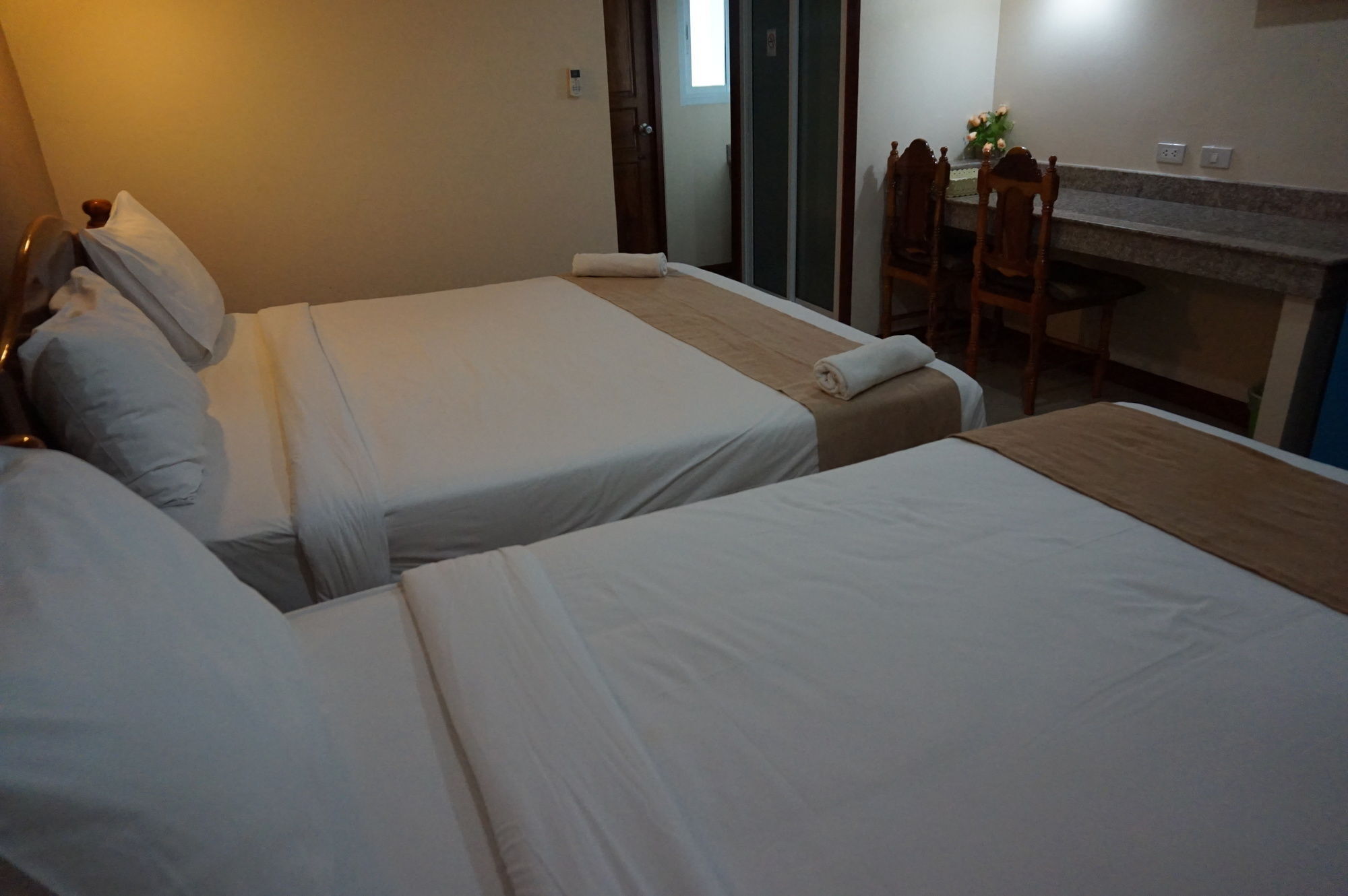 Np Residence 나콘파놈 외부 사진